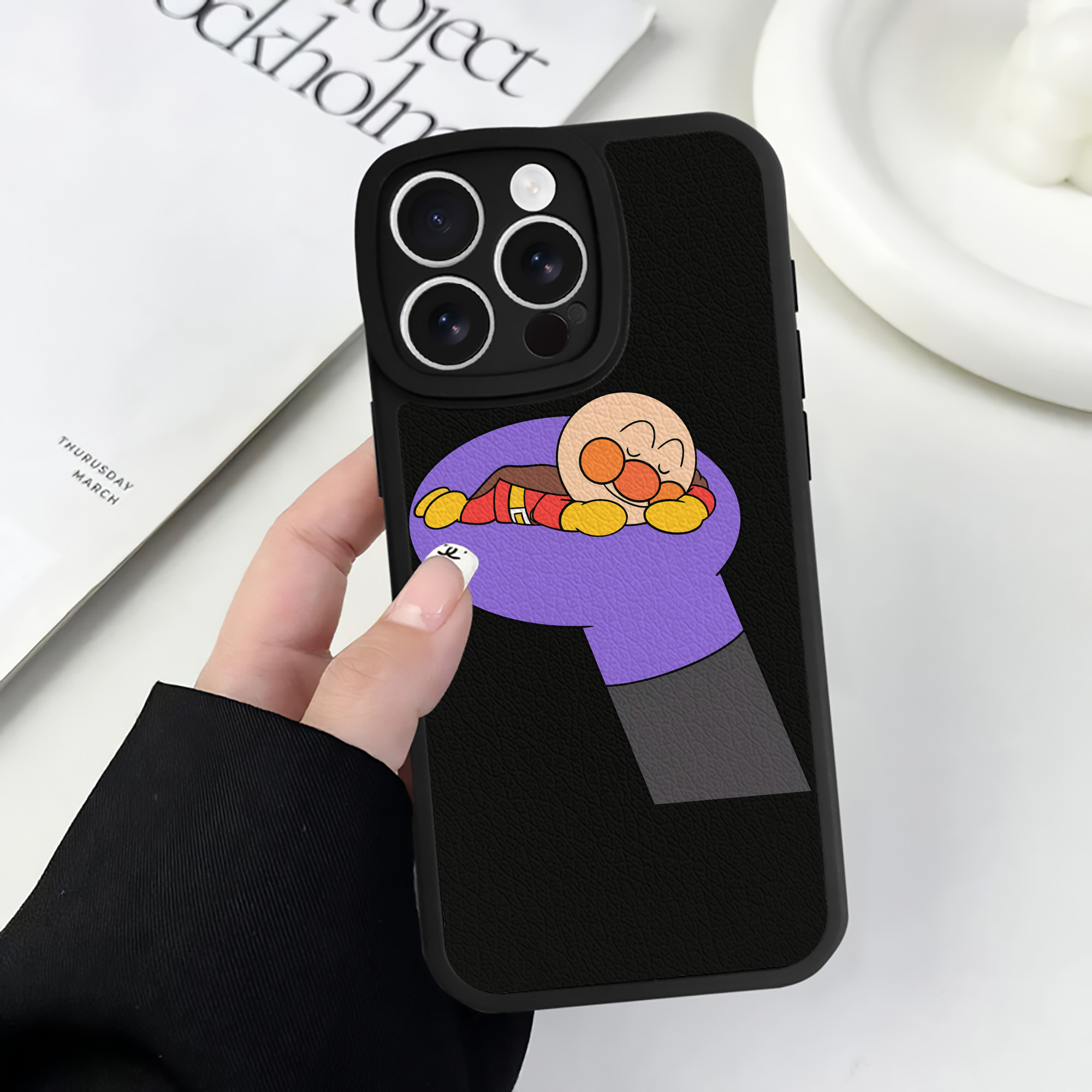 （画像用） アンパンマン Anpanman 【iPhone 16シリーズ対応】シリコンスマホケース（レザー調） 材質：シリコン